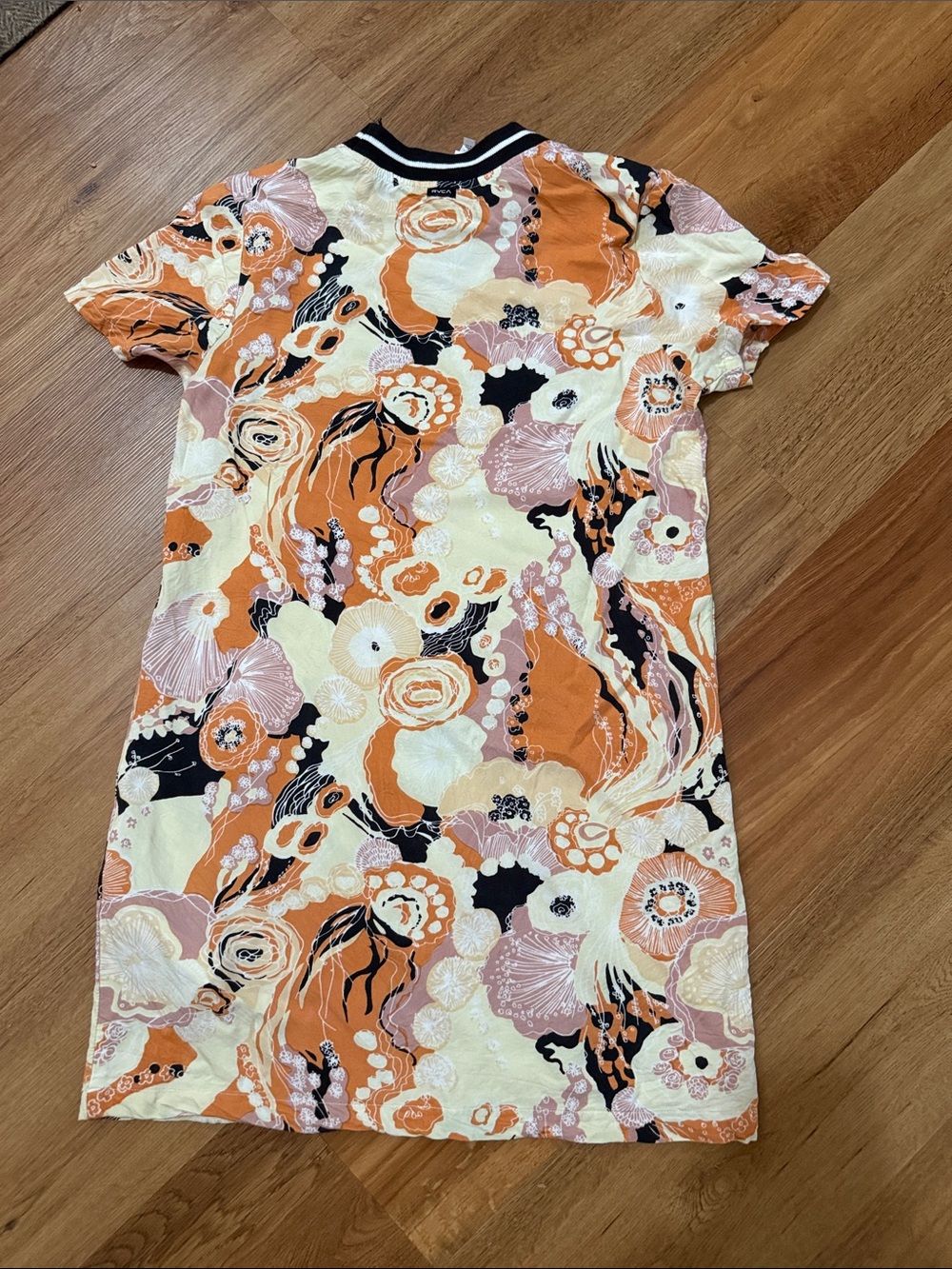RVCA Orange Cream & Black Abstract Floral Mini Dress - Picture 3 of 5